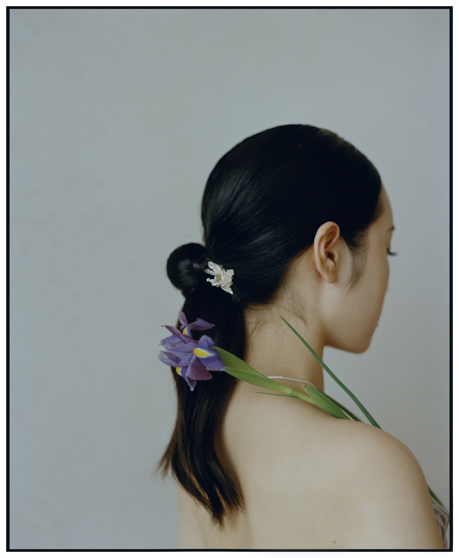 Iris Onyx Hairpin